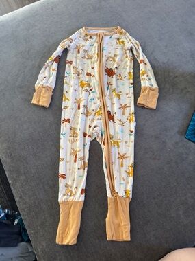 Little Sleepies lion king OG 6-12 zippy